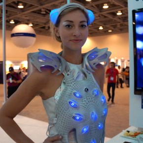 Wydrukowana inteligentna sukienka Intela