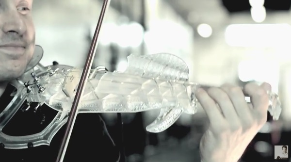Wydrukowane 3D elektryczne skrzypce o fantastycznym brzmieniu