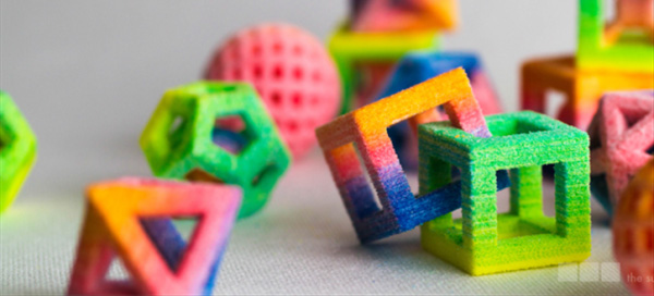 Nietypowe kształty i kolory kostek cukru prosto z drukarki
