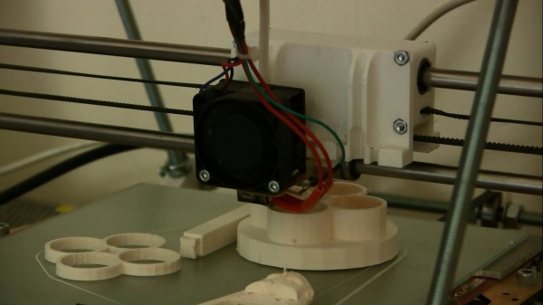 GeckoTek – innowacyjny stół do drukarek 3D