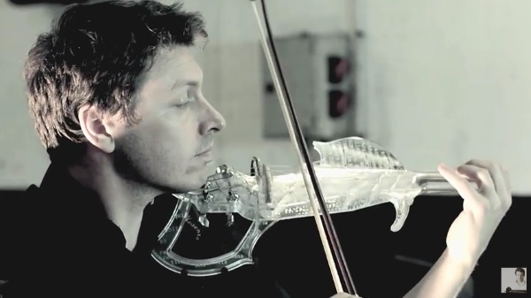 Wydrukowane 3D elektryczne skrzypce o fantastycznym brzmieniu